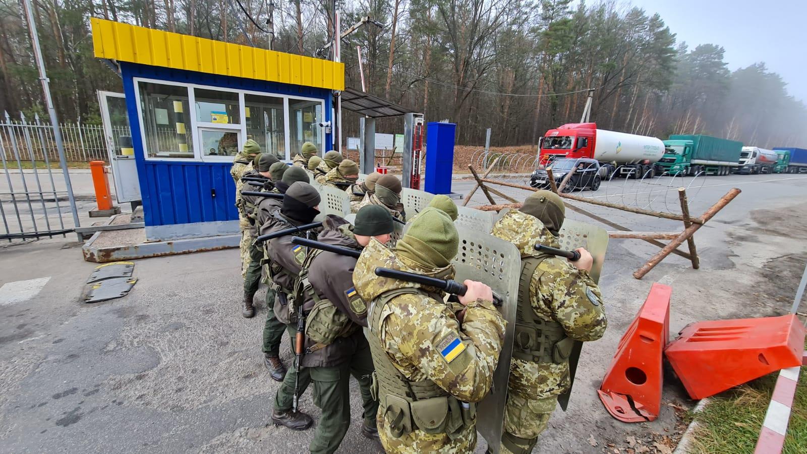 Что происходит на границе беларуси. Украинские военные. Границы Украины. Российско-украинская граница. Белорусско-украинская граница.