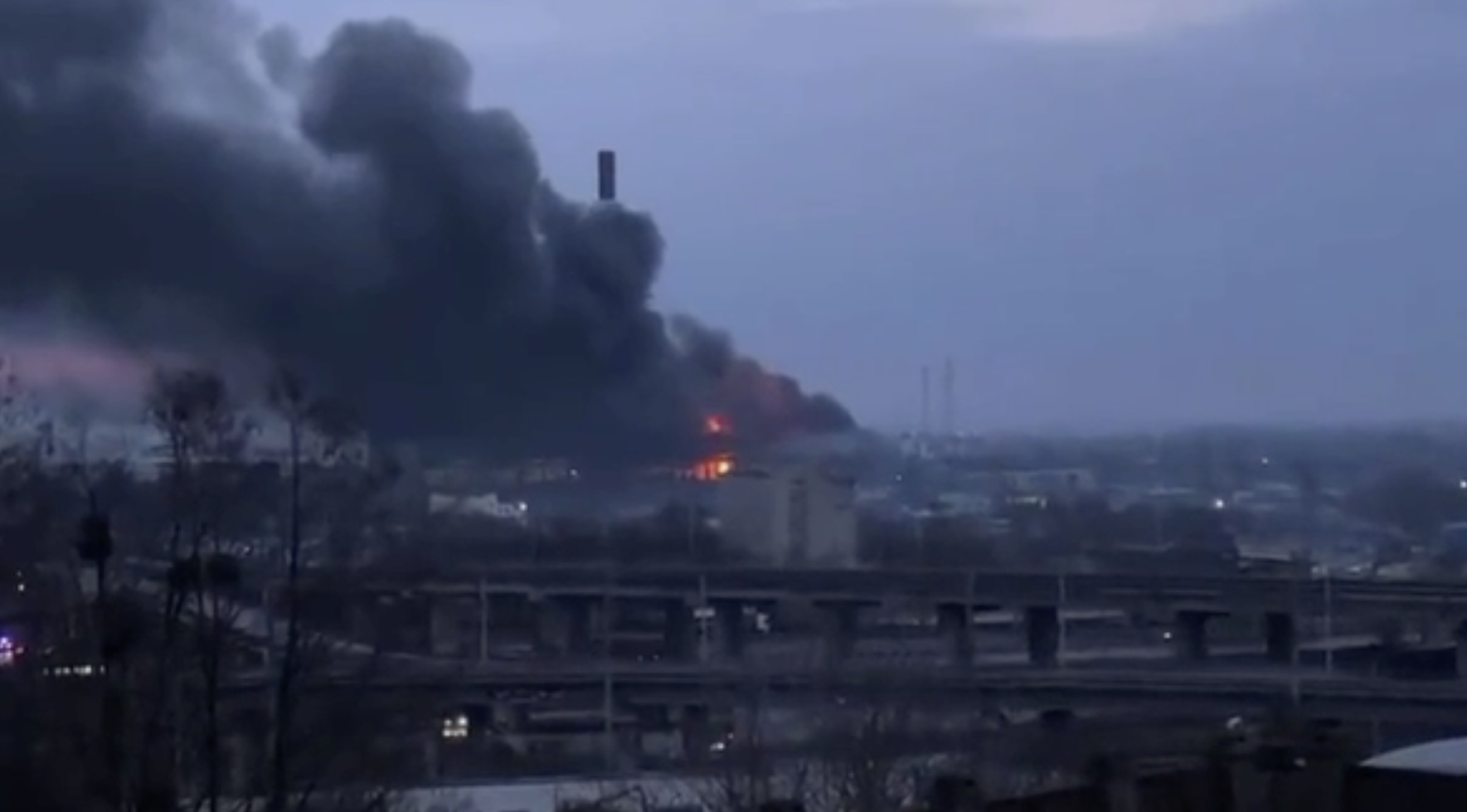 Украина последние новости на сегодня 09.03 2024. Горящий город. Пожар. Взрывы в Киеве сейчас.